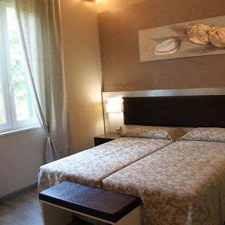 Il Viale B&B Pontedera Dış mekan fotoğraf